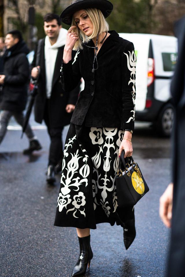 這件瞬間提升法式感的單品，很多人卻不懂穿