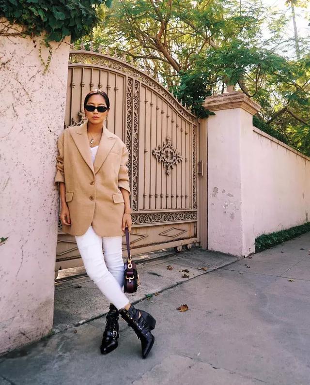 一雙修飾腿部線條的短靴怎麼選?看完這篇全都學會了