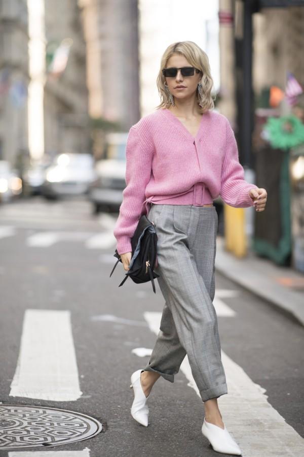 高級灰搭配少女粉既靚麗還很時髦