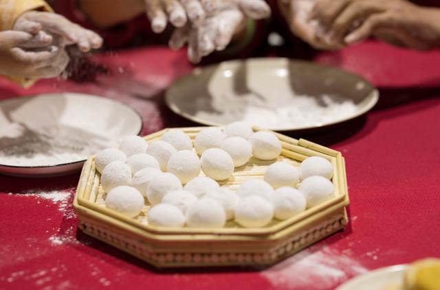 煮剩的湯圓這樣吃，一口一個，根本停不下來！