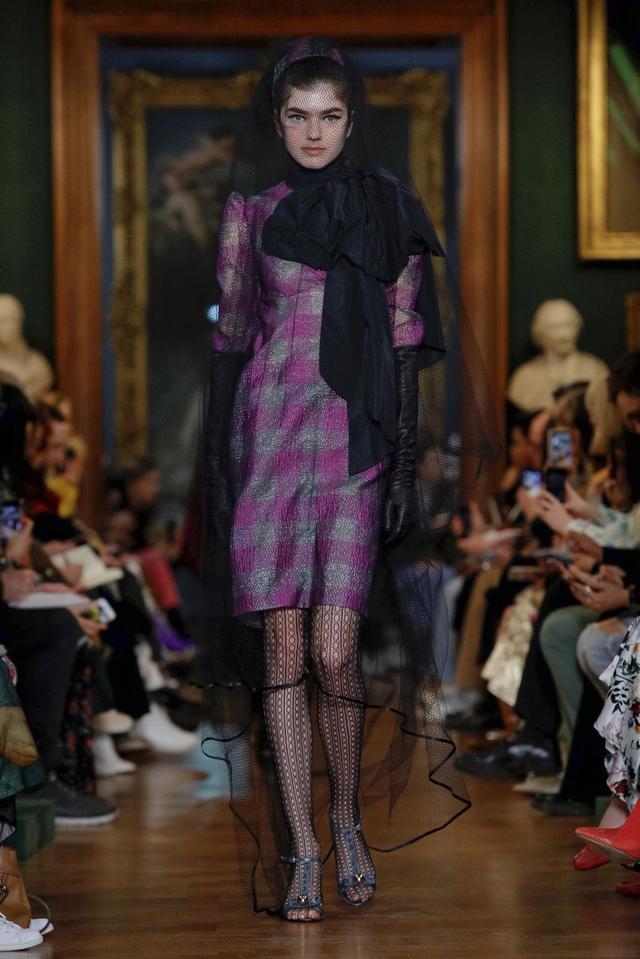 Erdem 2019秋冬系列——宮廷風的複古華麗