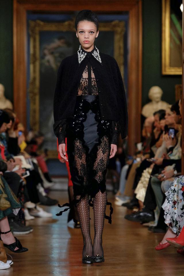 Erdem 2019秋冬系列——宮廷風的複古華麗