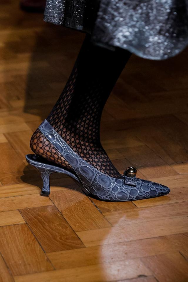 Erdem 2019秋冬系列——宮廷風的複古華麗