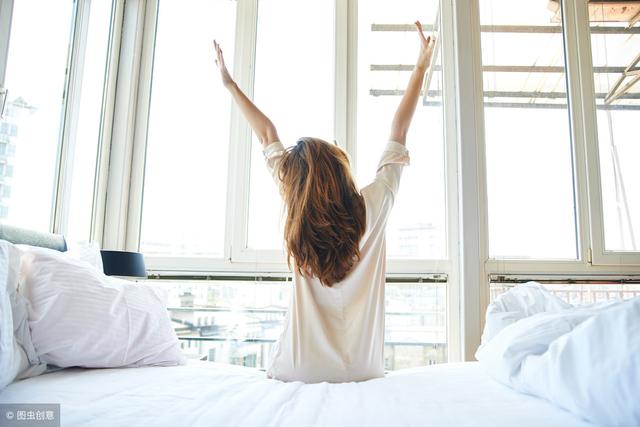 早起比熬夜更可怕：熬夜可以致死，早起卻能讓.....