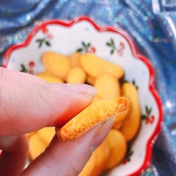 寶寶兩歲前，要多吃一些“手指食物”，不然可能耽誤他們的發育哦