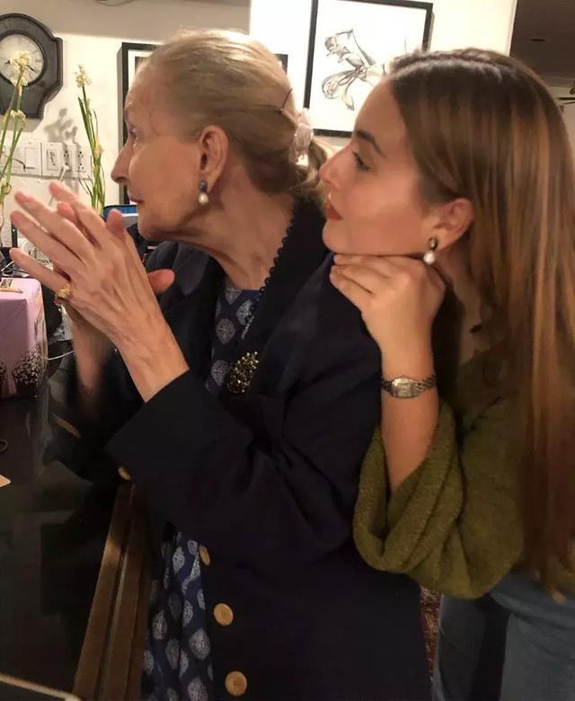 不誇張，這可能是ins上最漂亮的耳環潮流了