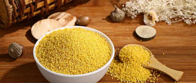 小米養胃開胃效果好，醫生建議：小米和這些食物搭配更健康