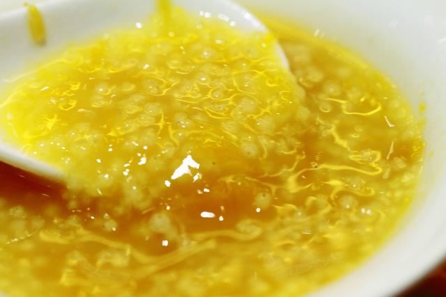 胃酸會引起口臭？ 除了要養腸胃，還要做好這4件事，預防胃病口臭