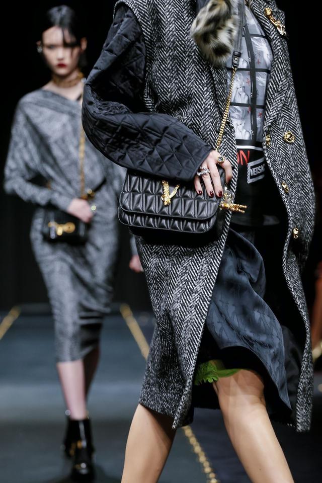 Versace 2019秋冬系列