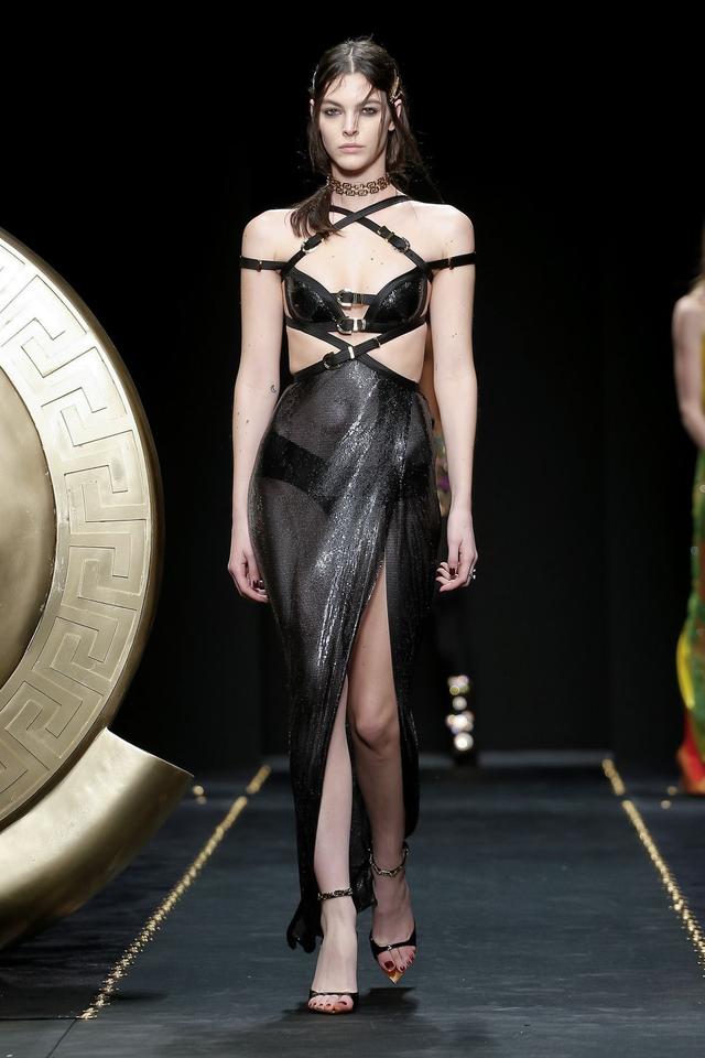 Versace 2019秋冬系列
