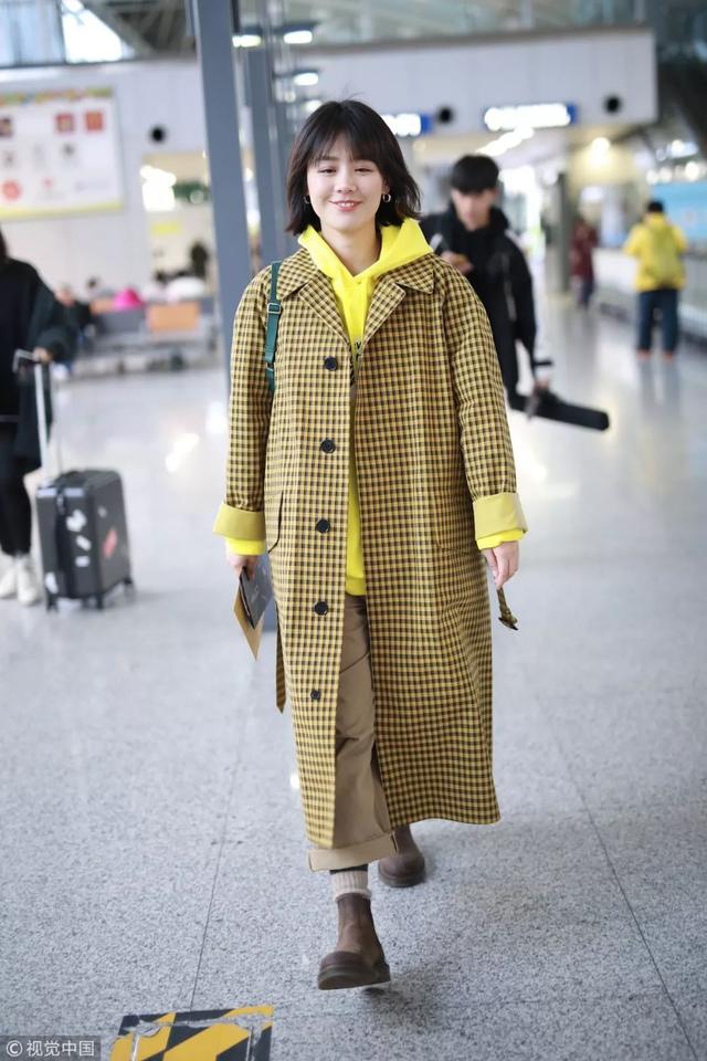 開春最潮風衣已入手,內搭呢?