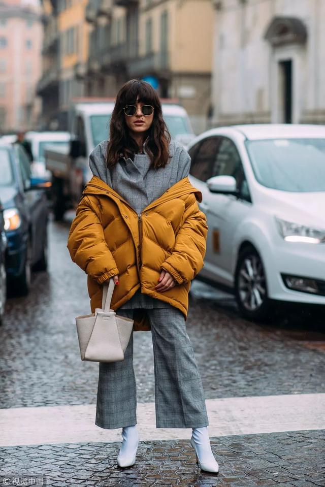 闊腿褲配襪靴,粗短腿的救星
