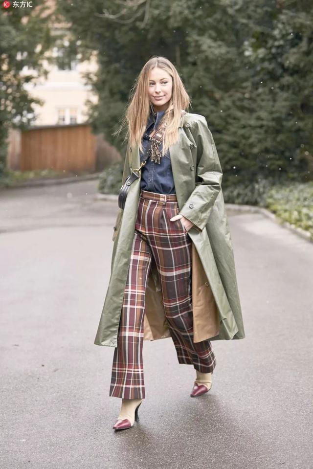 闊腿褲配襪靴,粗短腿的救星