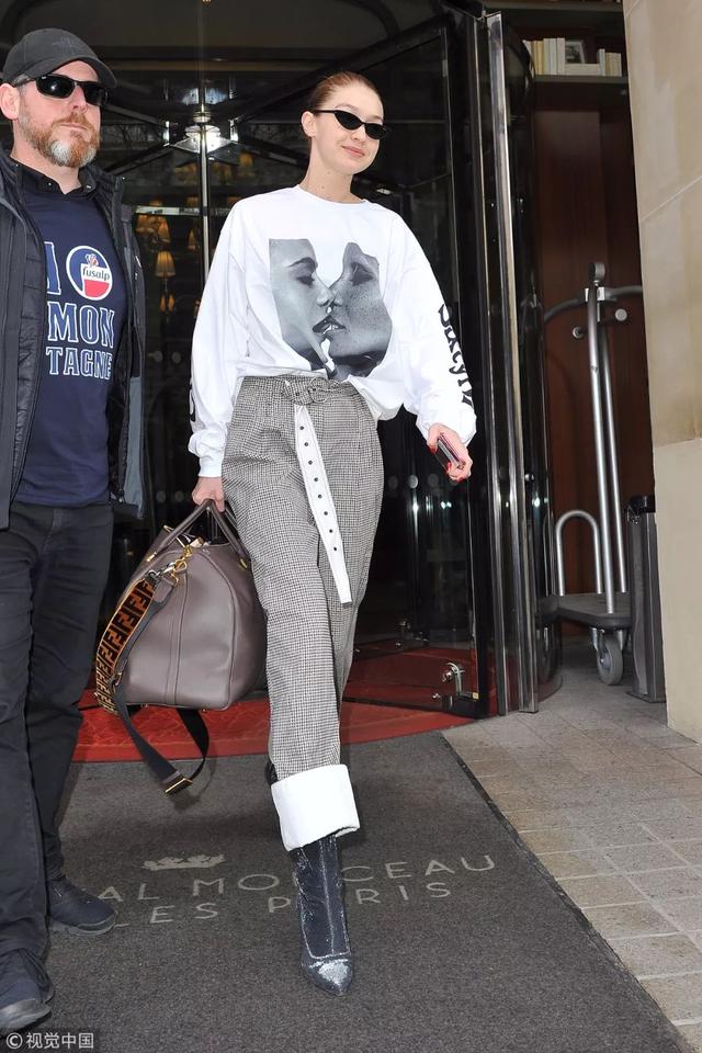 闊腿褲配襪靴,粗短腿的救星