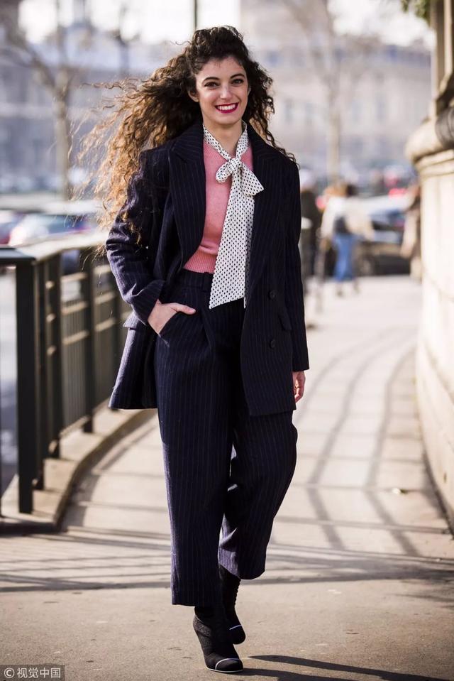 闊腿褲配襪靴,粗短腿的救星