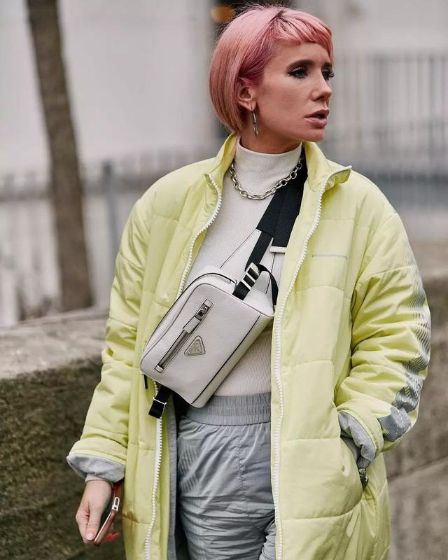 今年最時髦的元素竟然是一條鐵鎖鏈?