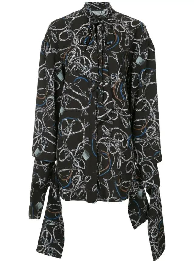 今年最時髦的元素竟然是一條鐵鎖鏈?