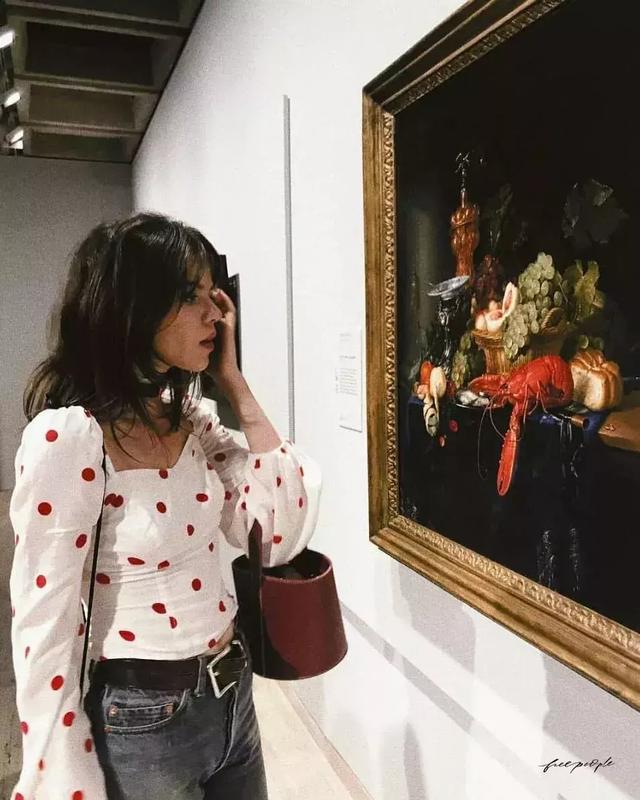 除了白襯衫，還能穿這幾款！ 回頭率100%！