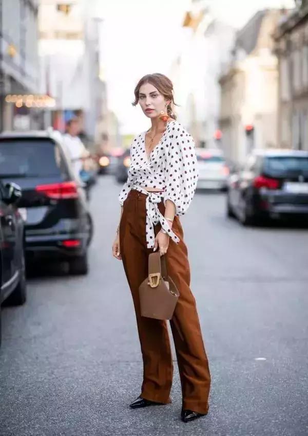 除了白襯衫，還能穿這幾款！ 回頭率100%！