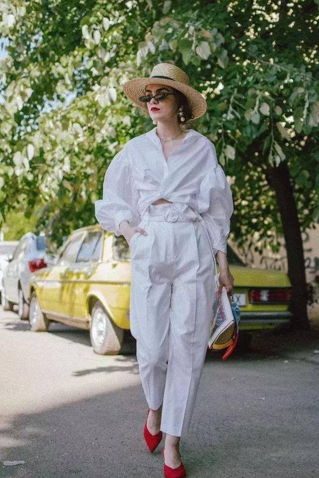 襯衫+闊腿褲，春季顯高又舒適的超美組合！