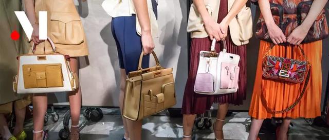 手袋就愛經典款！ 你跟哪位明星跨時空撞包了？