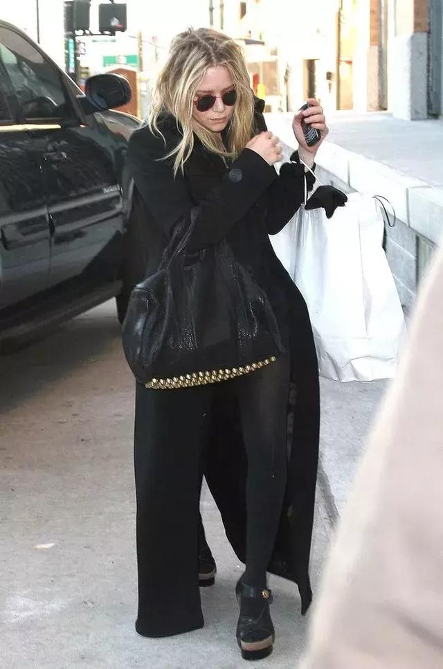 手袋就愛經典款！ 你跟哪位明星跨時空撞包了？