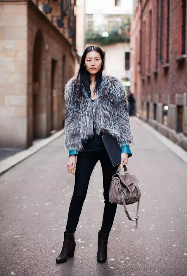 手袋就愛經典款！ 你跟哪位明星跨時空撞包了？