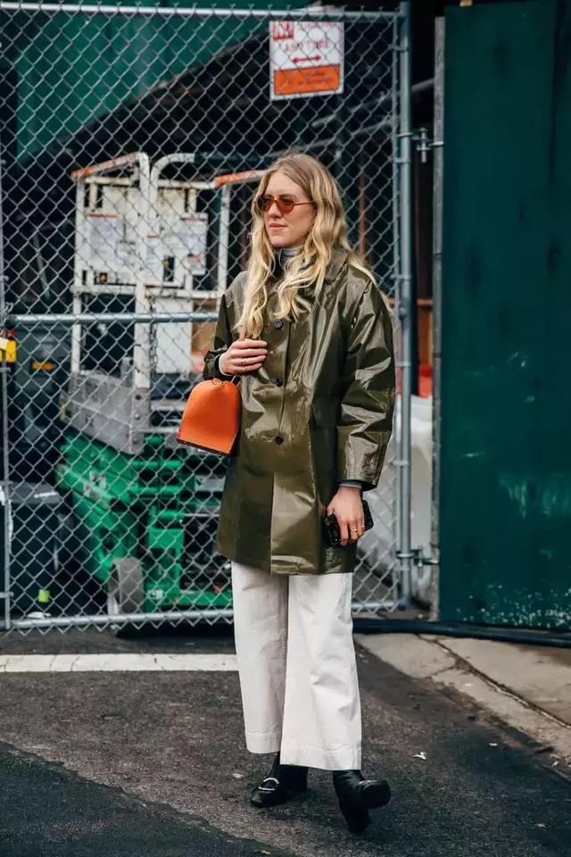 大衣+針織衫,25歲的你穿得最好看！