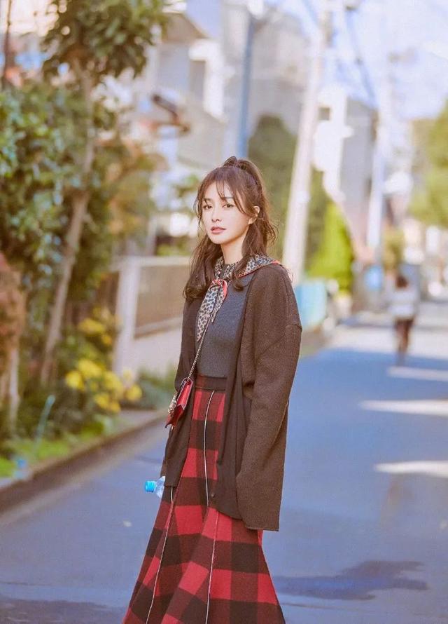 這件“奶奶衫”是2019春夏最火爆款！