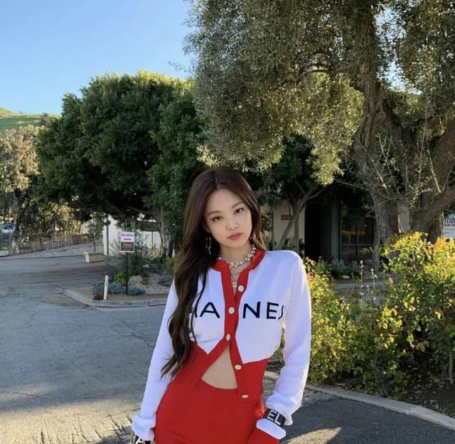 這件“奶奶衫”是2019春夏最火爆款！