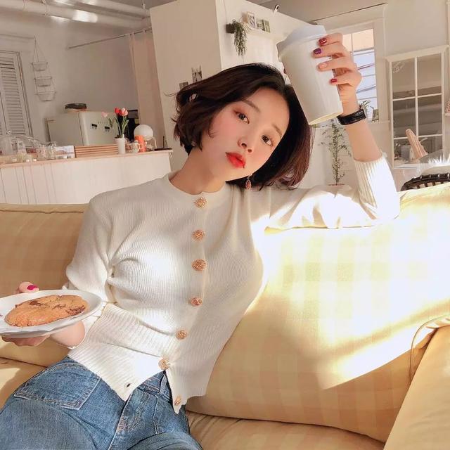 這件“奶奶衫”是2019春夏最火爆款！