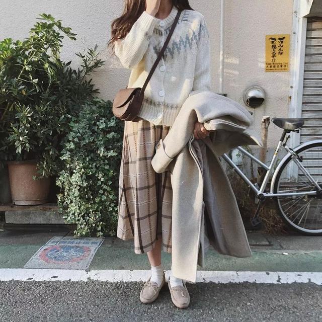 這件“奶奶衫”是2019春夏最火爆款！