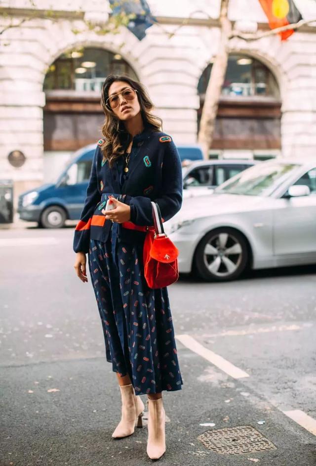 這件“奶奶衫”是2019春夏最火爆款！