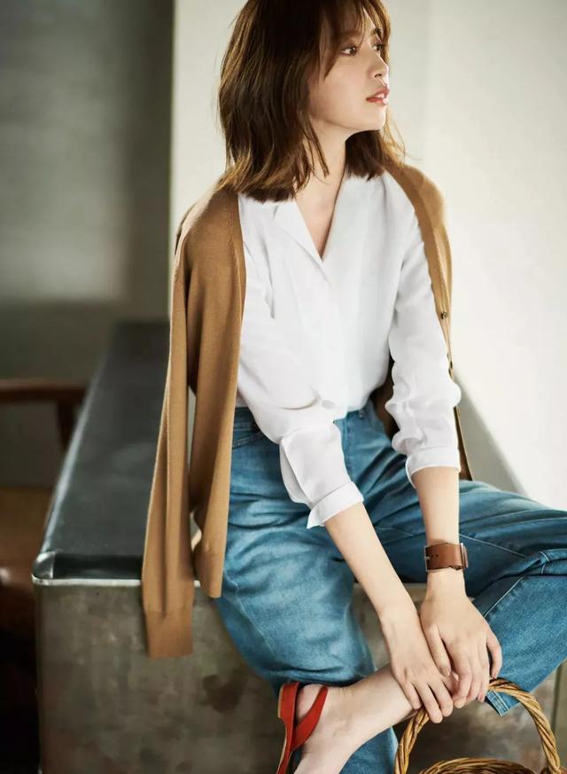 這件“奶奶衫”是2019春夏最火爆款！