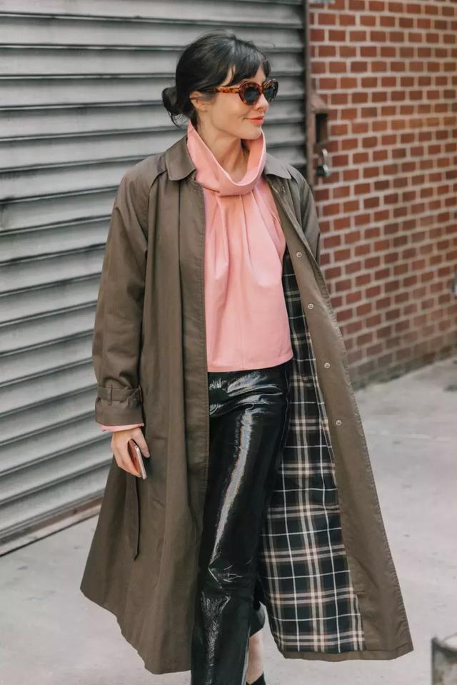 抓緊時間，現在正是穿這件外套的時候！