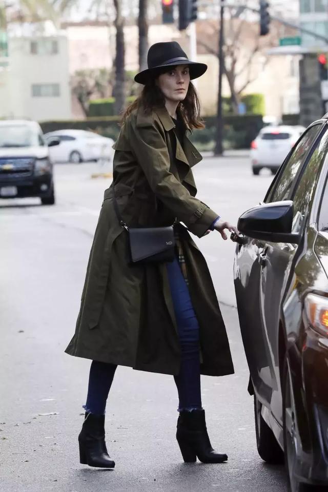 抓緊時間，現在正是穿這件外套的時候！