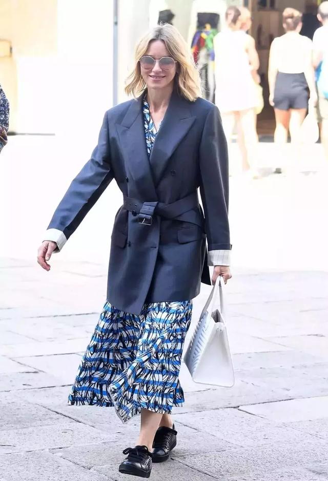 時髦百搭不累腳，平底鞋才是我的本命真愛啊！