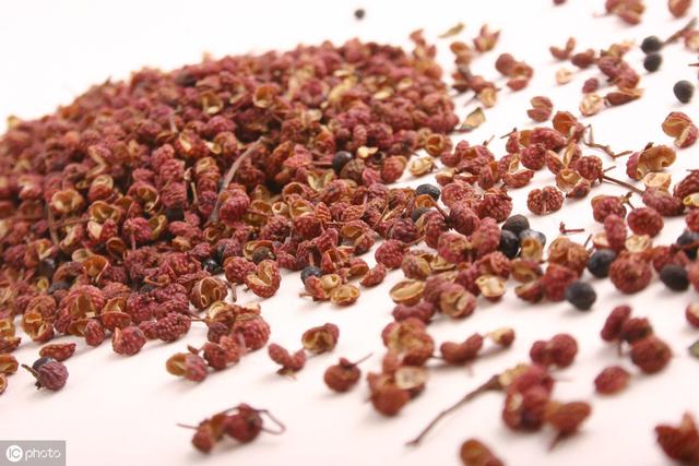 用它泡腳，遠離白髮困擾！