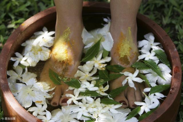 用它泡腳，遠離白髮困擾！