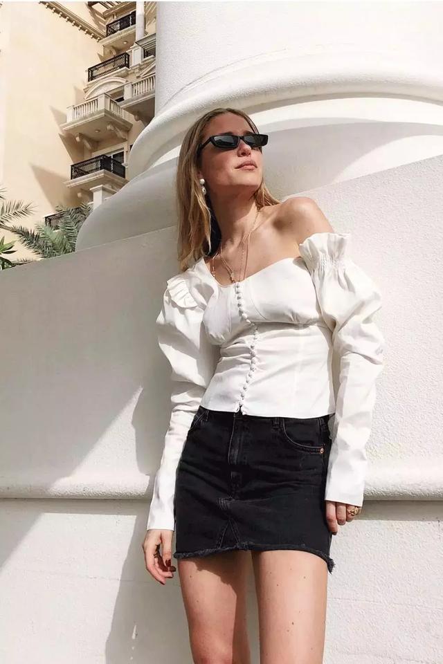 襯衫贏很大，今年靠胸口