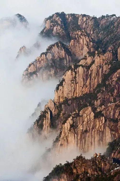 天然的山水畫，實在太美了！