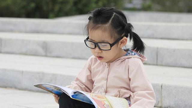 家長注意！ 寶寶眼睛有這8種症狀趕緊去醫院