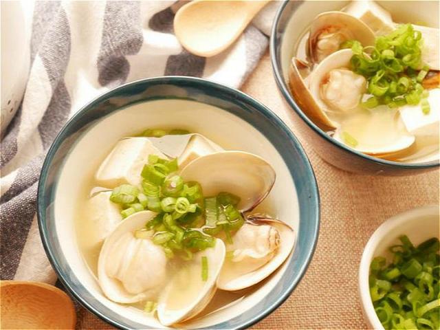 十分鐘快手菜，爆好喝濃郁鮮香蛤蜊味噌湯