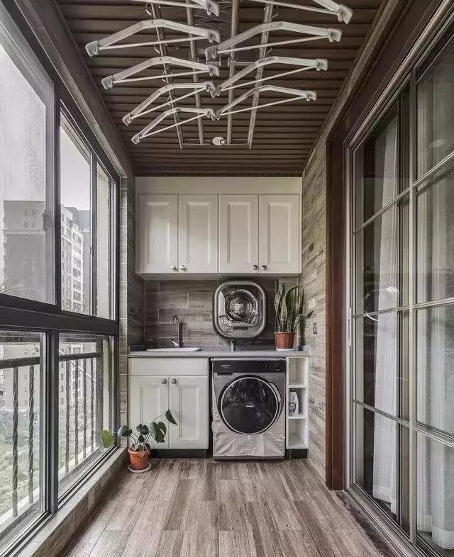 陽台裝修，還是封閉式的好！