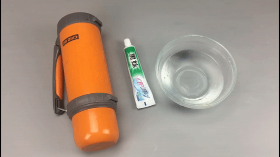 保溫杯裡加茶葉，養生不成還傷身！ 這些誤區要知道！