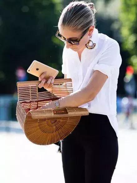 “爸爸衫”這件衣服比T卹更時髦！ 穿它就對了！