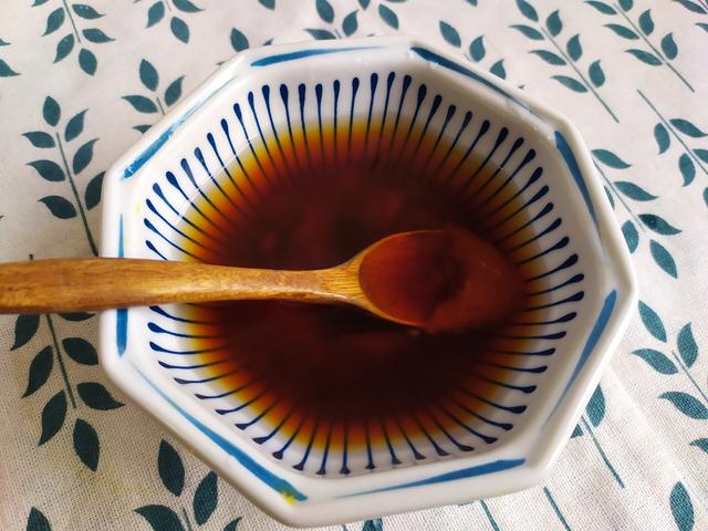 家常菠蘿咕咾肉，做法如此簡單，酸甜開胃，色澤誘人，不愛吃都難