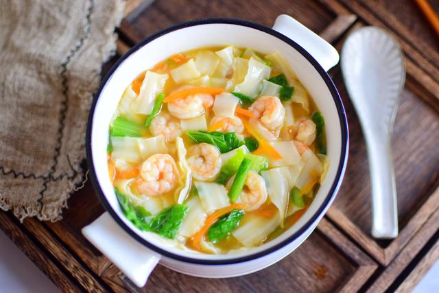 掛麵新吃法，沒等出鍋，孩子就饞到流口水，三口兩口吃掉一大碗