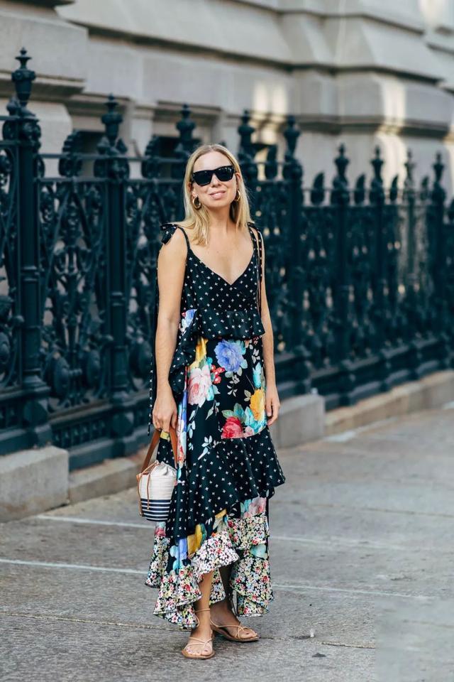 據說，這種裙子，女人一穿上就可以很美了！