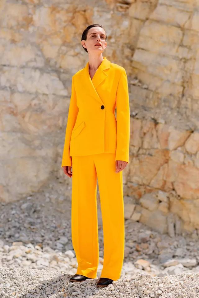 紅網爆款看見就想買？ 黃皮妹子們看見這些顏色再好看也別買